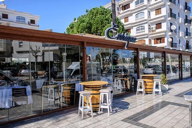 Cerramientos abatibles restaurantes y hoteles Moreno Almeria